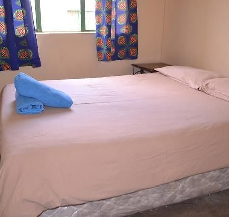 Victoria Falls Budget Hotel Dış mekan fotoğraf