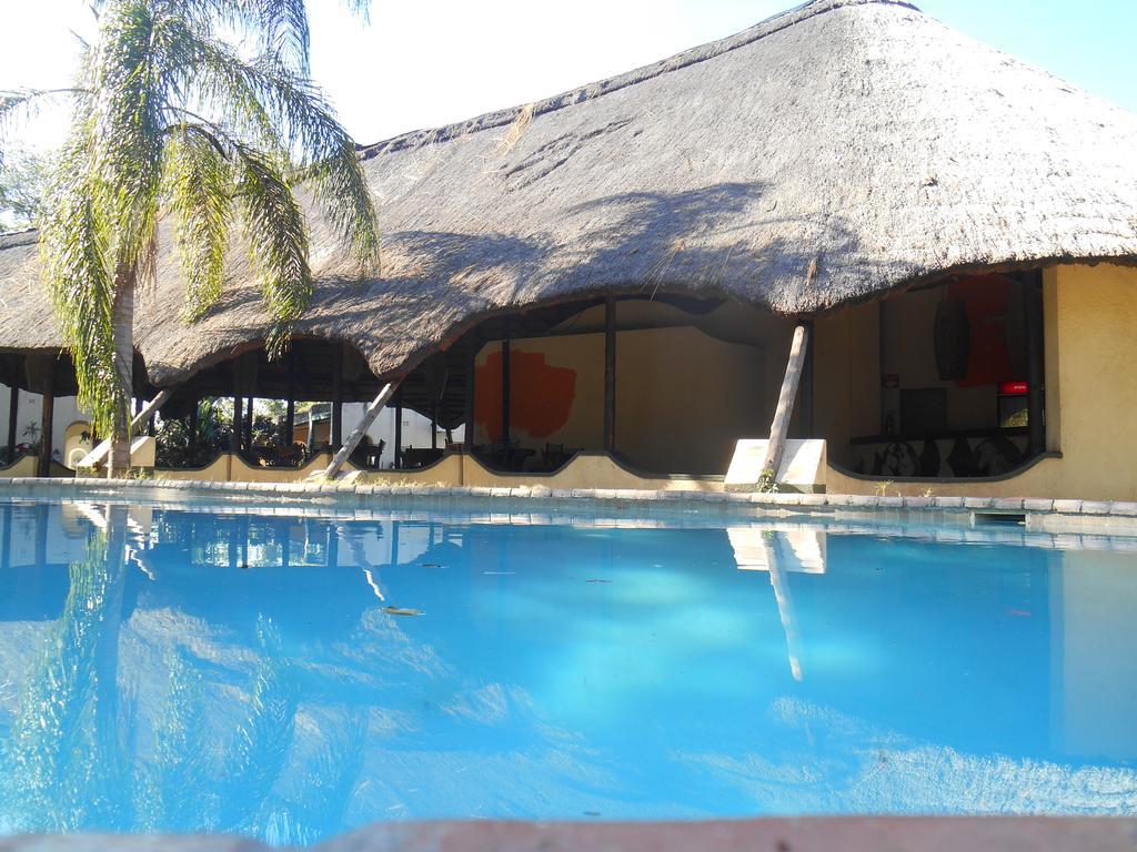 Victoria Falls Budget Hotel Dış mekan fotoğraf