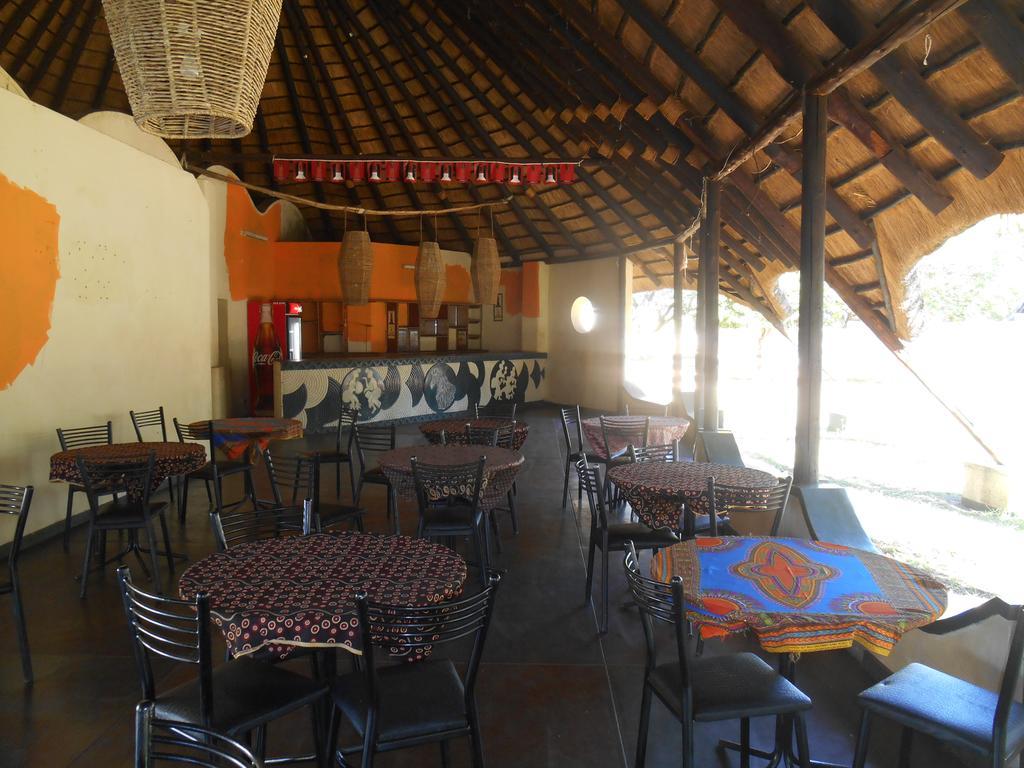 Victoria Falls Budget Hotel Dış mekan fotoğraf
